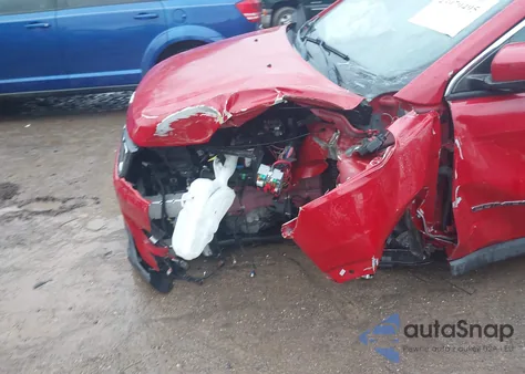 2018 Jeep Compass Latitude 4X4 z USA, uszkodzony, nr VIN 3C4NJDBB3JT191636